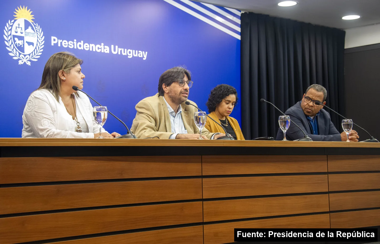 Autoridades de UNASEV presentan la Semana Nacional de la Seguridad Vial en la sala de conferencias de Presidencia